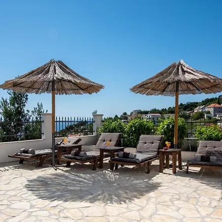 Kuca Za Odmor Bernarda Holiday home Omis