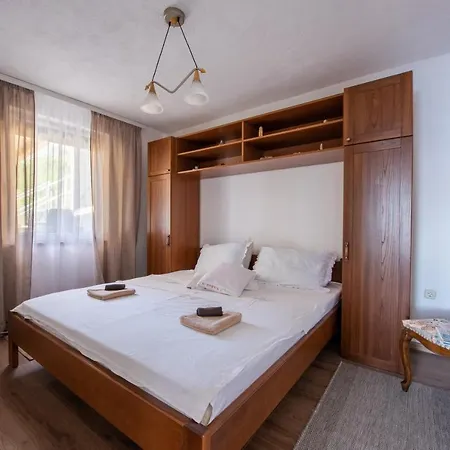 Kuca Za Odmor Bernarda Ferienhaus *