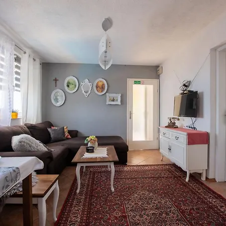 Kuca Za Odmor Bernarda Ferienhaus Omiš